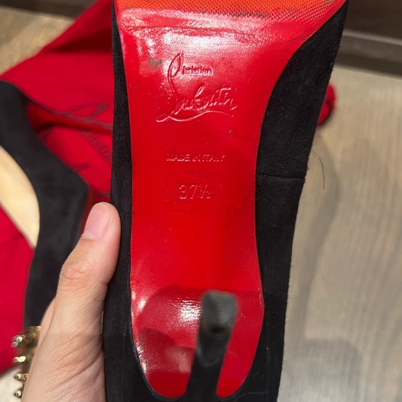 Christian Louboutin Pumps - Picture 6 of 8